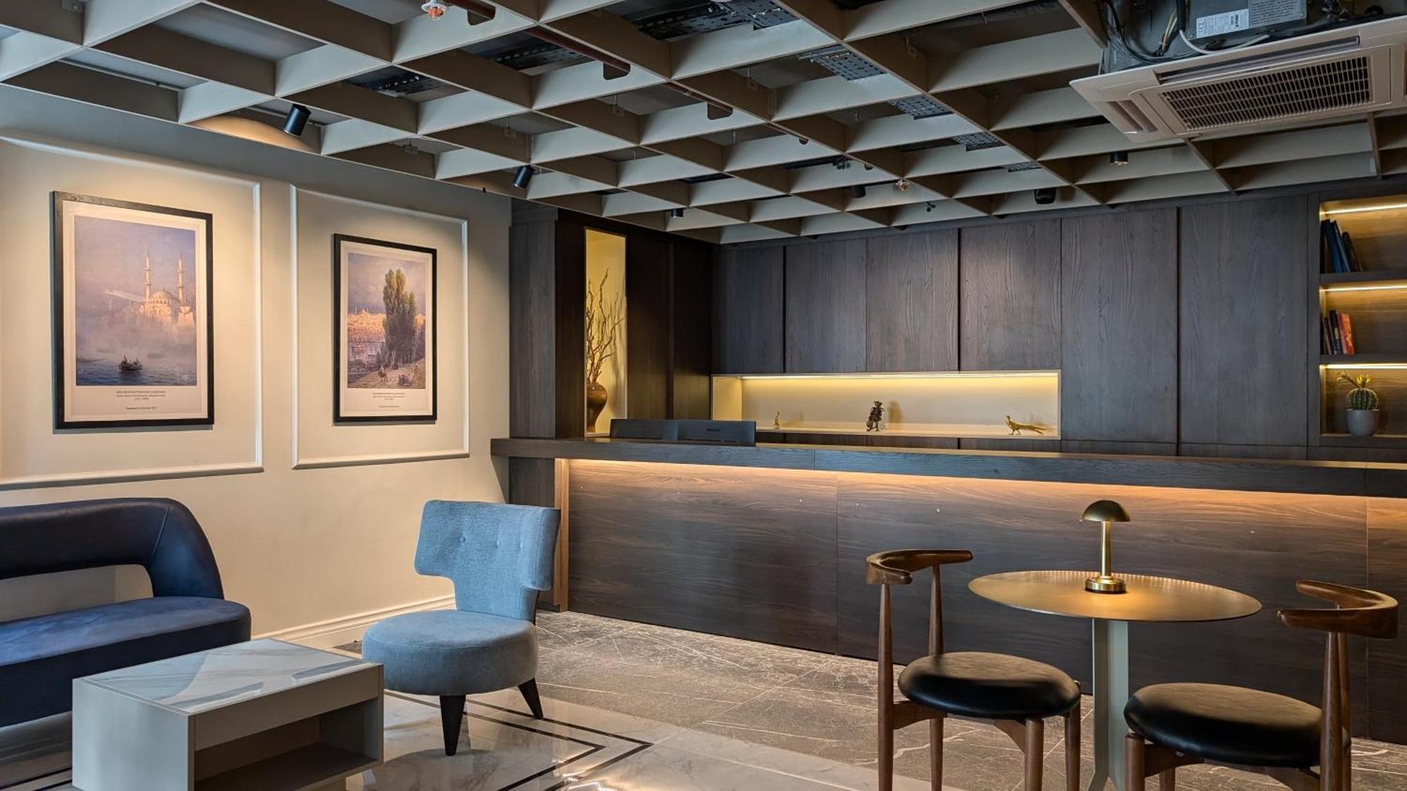 Noble Pangalti Hotell Istanbul Exteriör bild