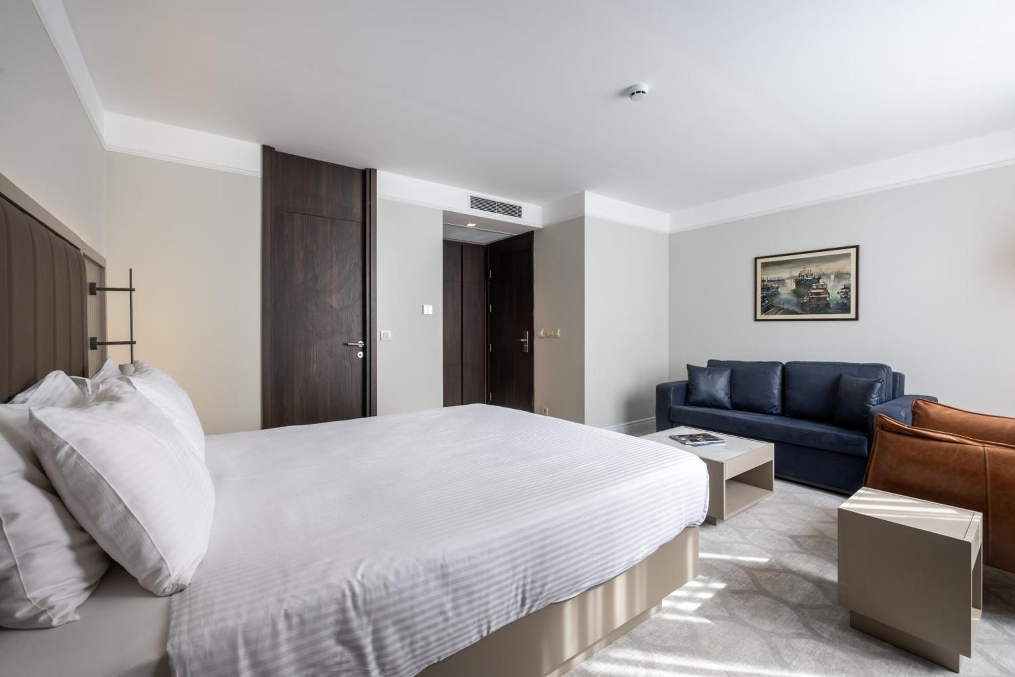 Noble Pangalti Hotell Istanbul Exteriör bild