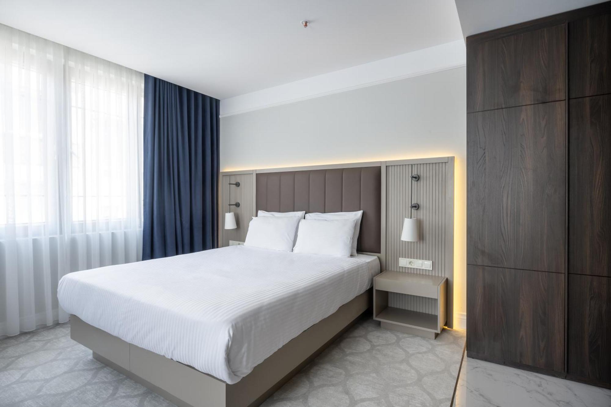 Noble Pangalti Hotell Istanbul Exteriör bild