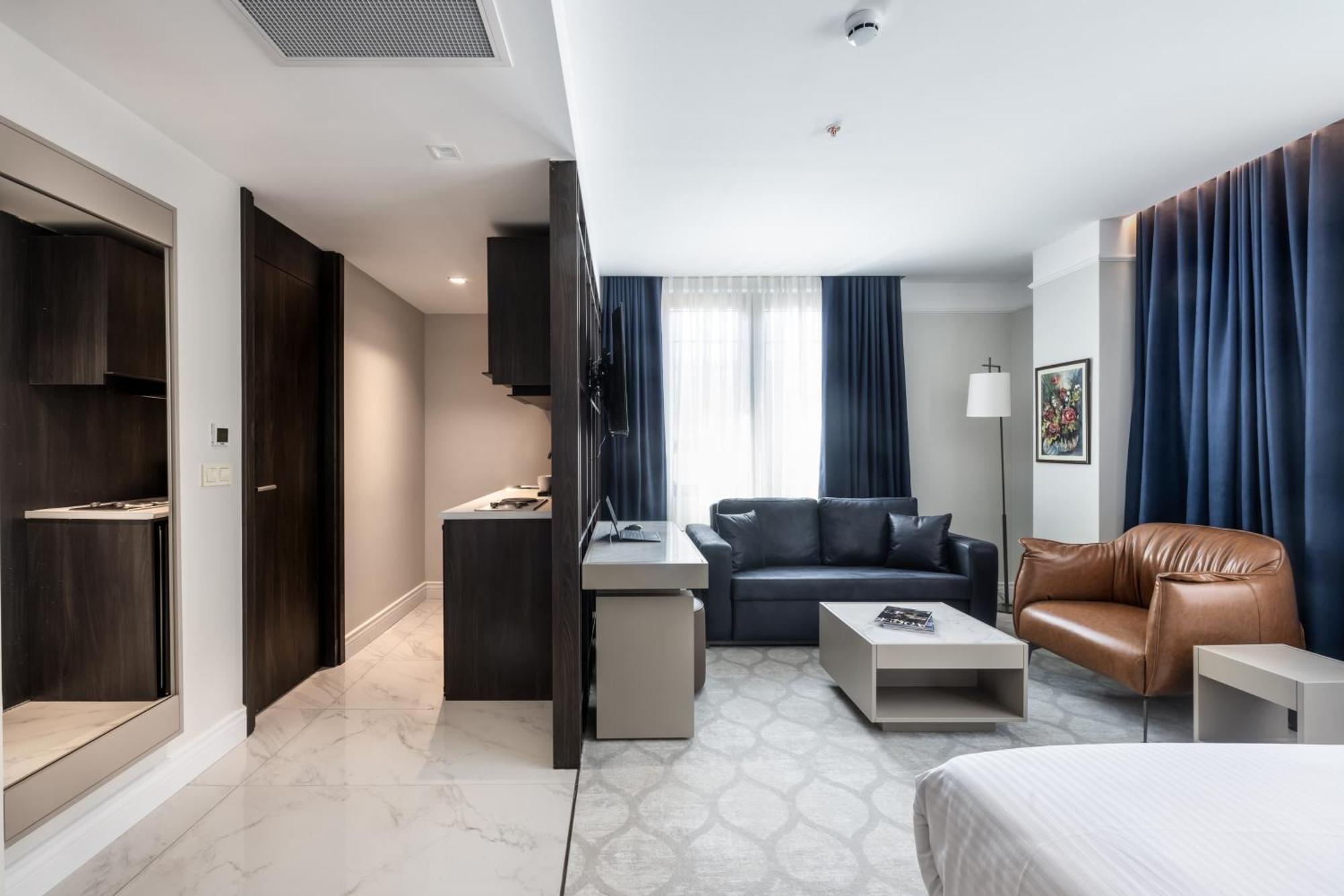 Noble Pangalti Hotell Istanbul Exteriör bild