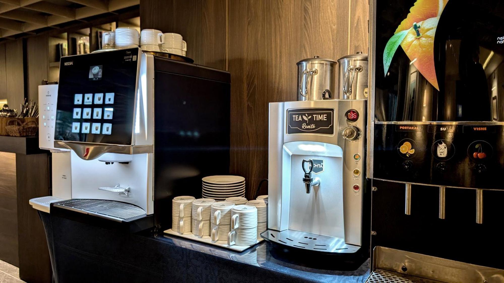 Noble Pangalti Hotell Istanbul Exteriör bild